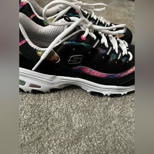 Sketchers Wide Fit Air-Cooled Memory Foam